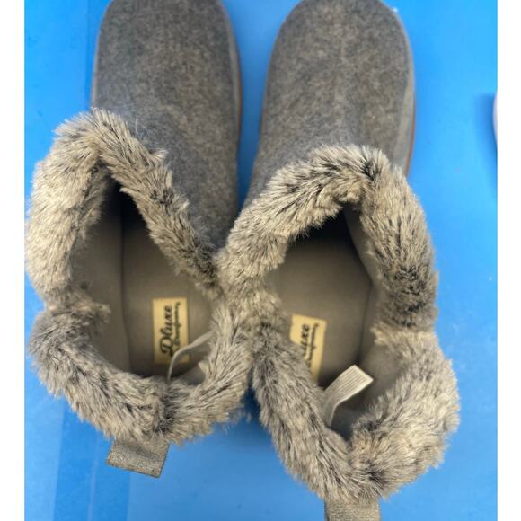DEARFOAMS Fur Lined Women Bootie Slippers Memory Foam Size 11-12 - Picture 9 of 10